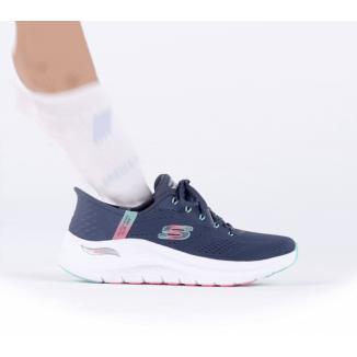 Skechers